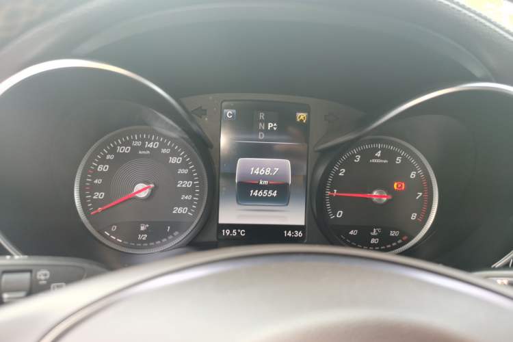 Used Mercedes-Benz GLC 2019 Facelift GLC 260 L 4MATIC Luxury Model