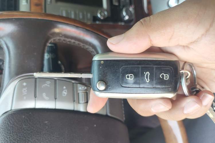 Used Volkswagen Phaeton 2011 3.6L V6 5-Seater Extended Comfort Version