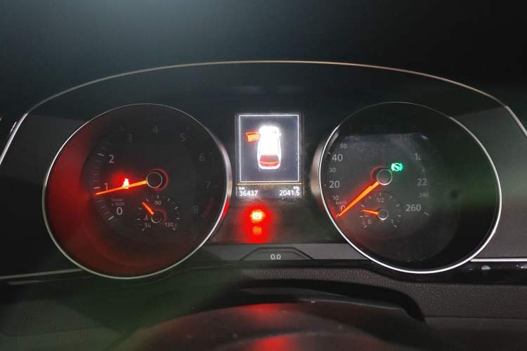 Used Volkswagen Variant 2016 380TSI Two-Wheel-Drive Style Edition Instrument Cluster