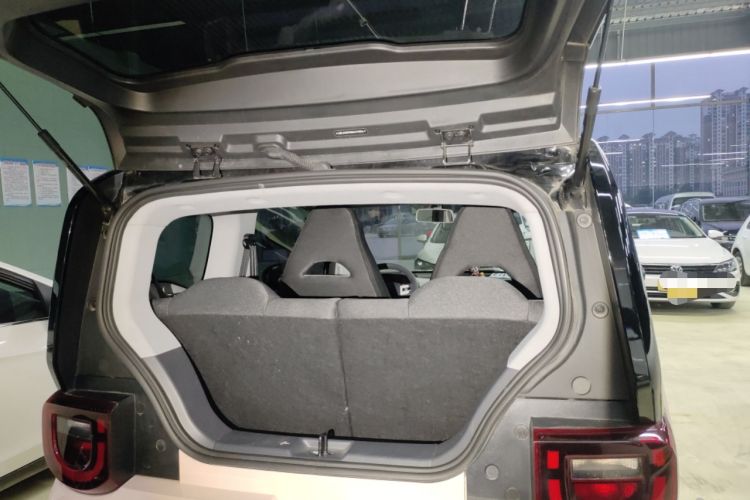 Used Chery QQ Ice Cream 2022 170km Sundae Phosphate Lithium-Ion Trunk