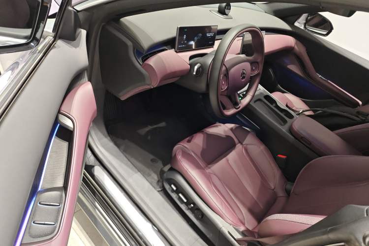 Used Nio ET5T 2024 75kWh Touring Driver Seat