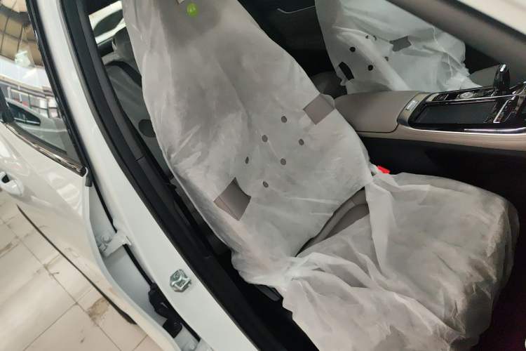 Used Geely Auto FX11 2025 4th Generation 1.5TD DCT – The Start
