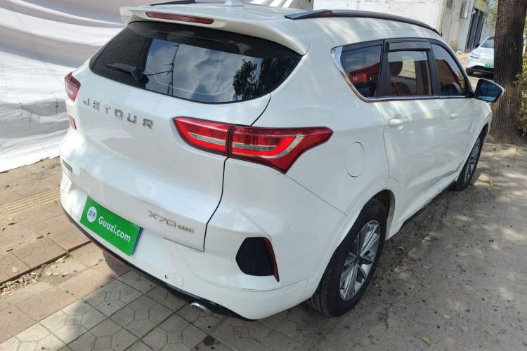 Used JETOUR X70 2020 1.5T DCT YueXing Edition 5 Seats
