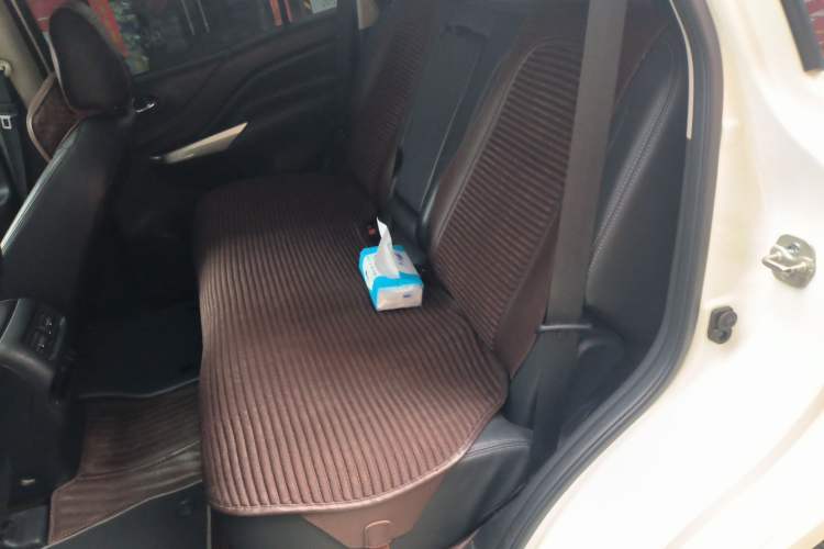 Used Nissan Terra 2020 2.5L XV 4WD Automatic Four-Wheel Drive Flagship Edition
