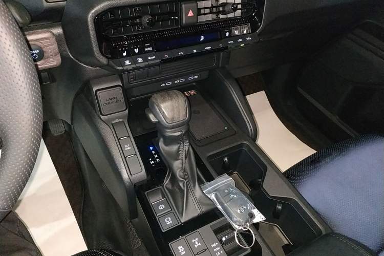 Used Toyota Prado 2025 2.4T Cross-Border BX Edition 5 Seats
