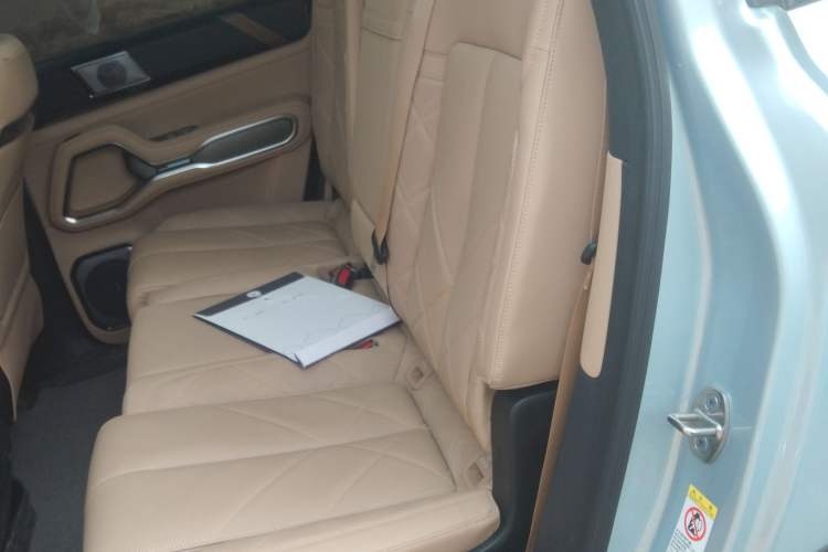 Used Formula Leopard Leopard 8 2025 Smart & Brave Flagship Edition 7 Seats