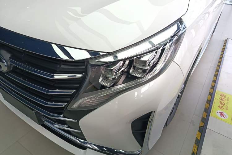 Used GAC Trumpchi M8 2024 Lingxiu Series 390T Deluxe Edition Left Front Headlight