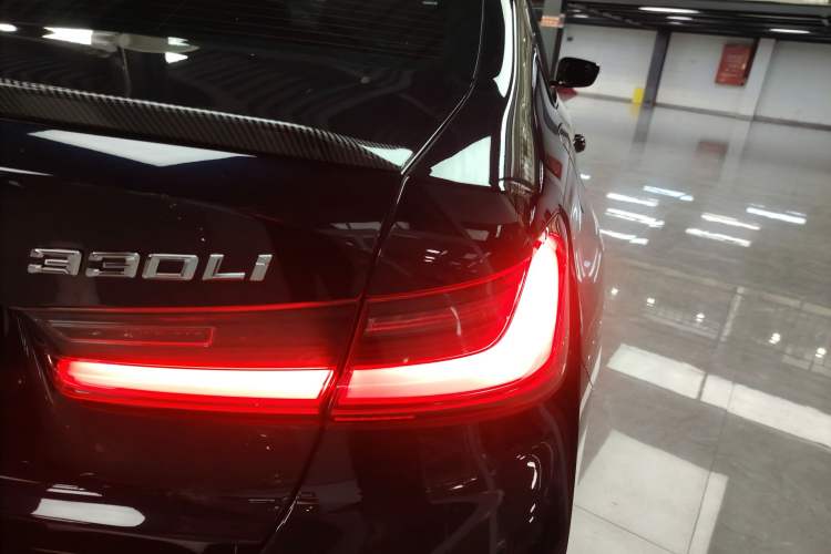 Used BMW 3 Series 2025 330Li M Sport Shadowline Package
