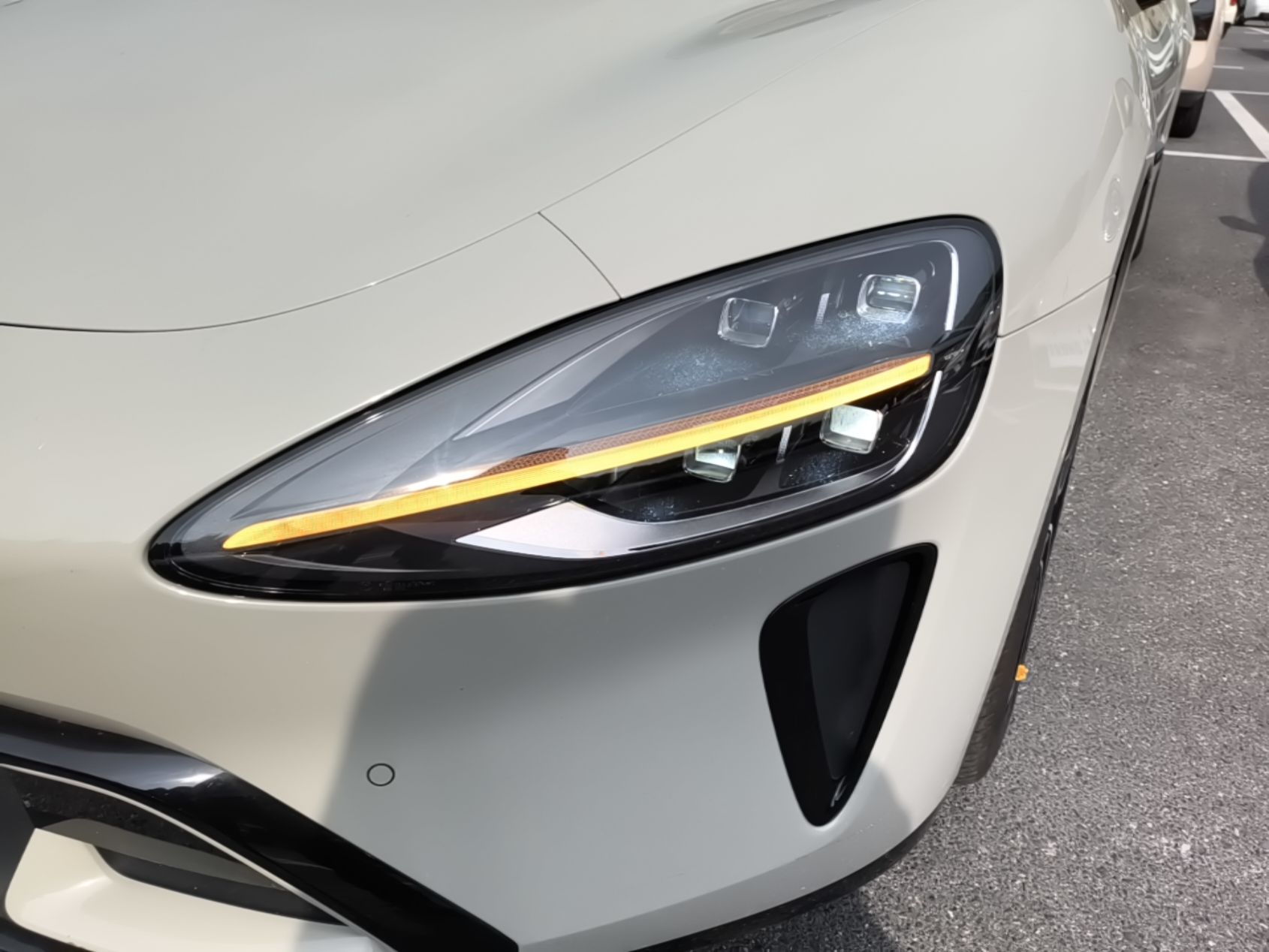 Xiaomi Auto SU7 2024 Rear-Drive Ultra-Long Range Advanced Pro-Level Intelligent Driving Version — снимка 8