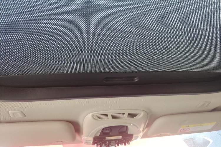 Used MINI MINI 2018 1.5T COOPER Artist