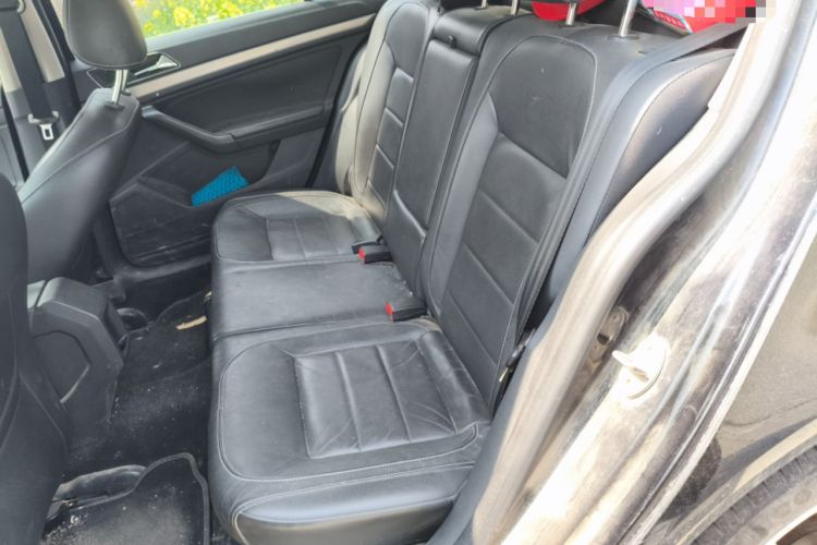 Used Volkswagen Lavida 2015 1.6L Manual Comfort Edition Left Rear Seat