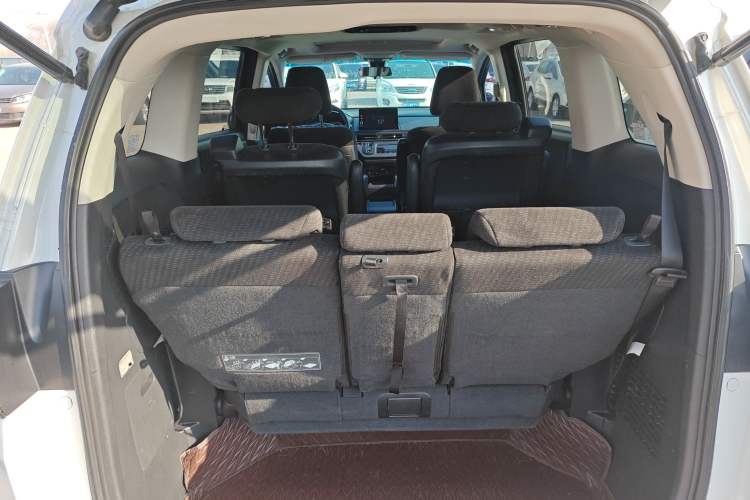 Used Honda Elysion 2022 2.0L eHEV Comfort Version