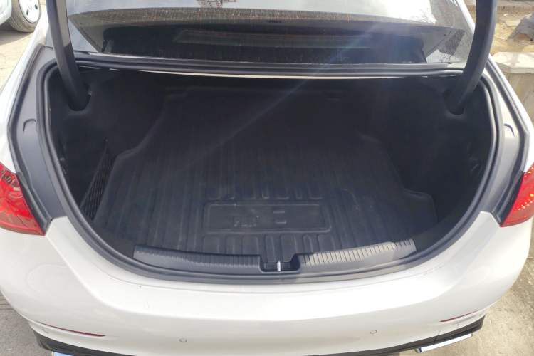 Used Mercedes-Benz C-Class 2023 Second Facelift C 260 L Starry Night Sports Edition