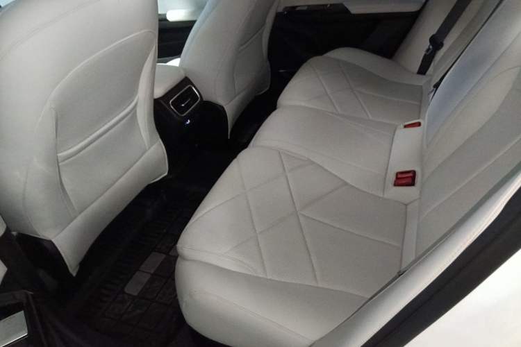 Used Geely Galaxy L6 2023 125km MAX Left Rear Seat