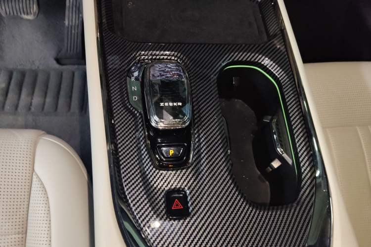 Used Zeekr 009 2022 WE Edition Gear Lever
