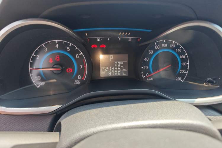 Used Chevrolet Cavalier 2016 1.5L Automatic Xinyue Edition Odometer Close Up