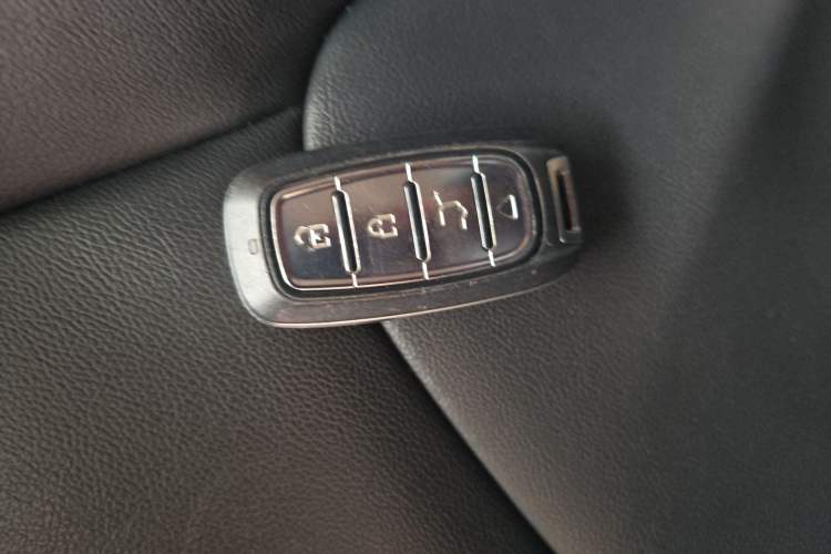 Used Kia Sportage R 2015 2.0L Automatic Two-Wheel Drive GLS