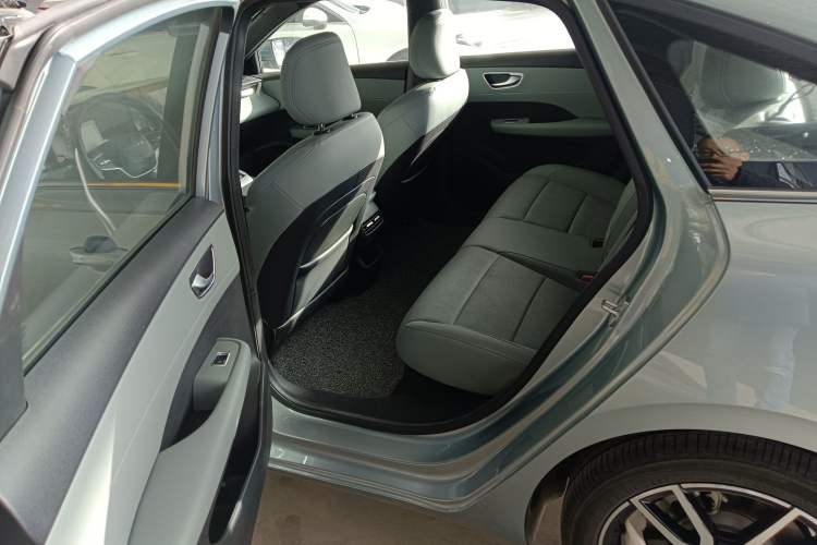 Used Roewe D6 2025 520km Smart Enjoyment Version