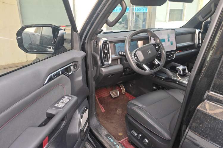 Used JETOUR Traveler 2023 2.0T All-Wheel Drive CrossPRO+ Driver Seat