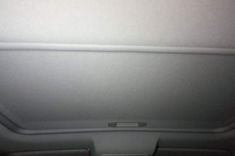 Used Peugeot 3008 2015 2.0L Automatic Trend Edition