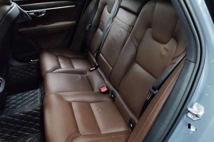 Used Volvo V90 2022 Cross Country B5 AWD Prestige Edition Left Rear Seat