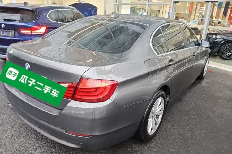 Used BMW 5 Series 2013 525Li Leading Model
