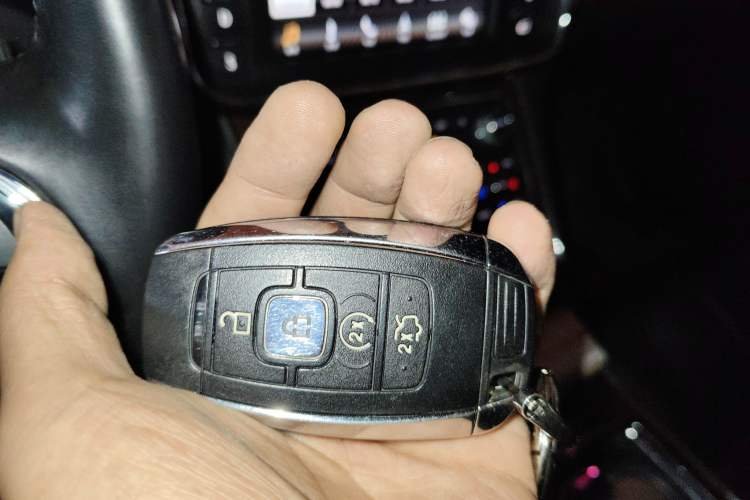 Used Lincoln Continental 2019 2.0T Two-Wheel Drive Prestige Version China VI Standard