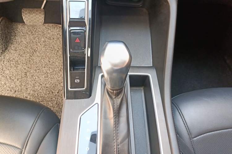 Used Roewe i5 2023 1.5L CVT Luxury Edition