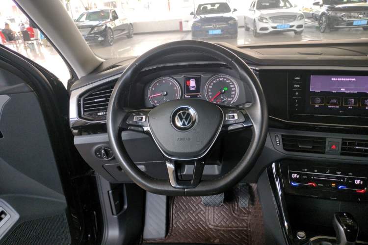 Used Volkswagen Tayron 2022 280TSI Two-Wheel Drive Luxury Smart Connectivity Version Steering Wheel