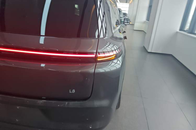 Used Li Auto L8 2024 Pro Model Right Rear Taillight