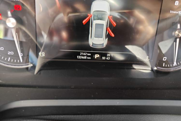 Used Roewe RX5 2018 20T Two-Wheel Drive Automatic Internet Smart Luxury Edition
