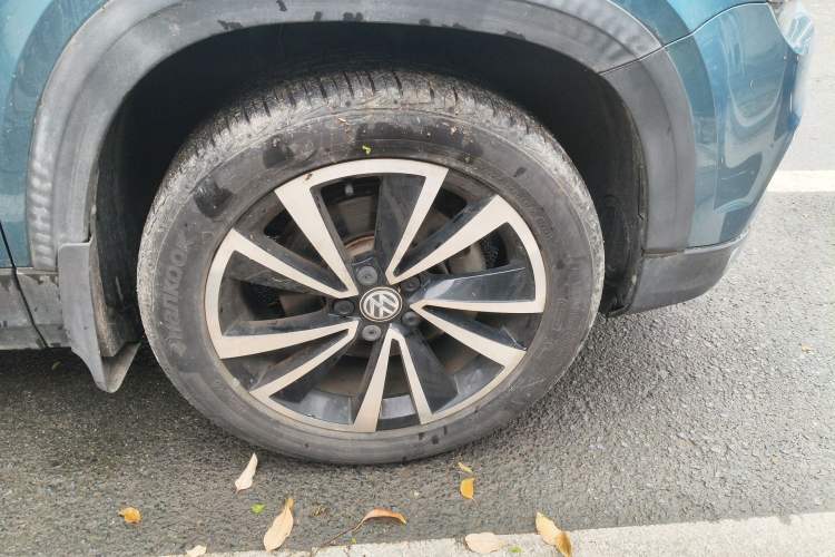 Used Volkswagen Tharu 2019 280TSI Two-Wheel Drive Luxury Version China VI Standard Exterior 1