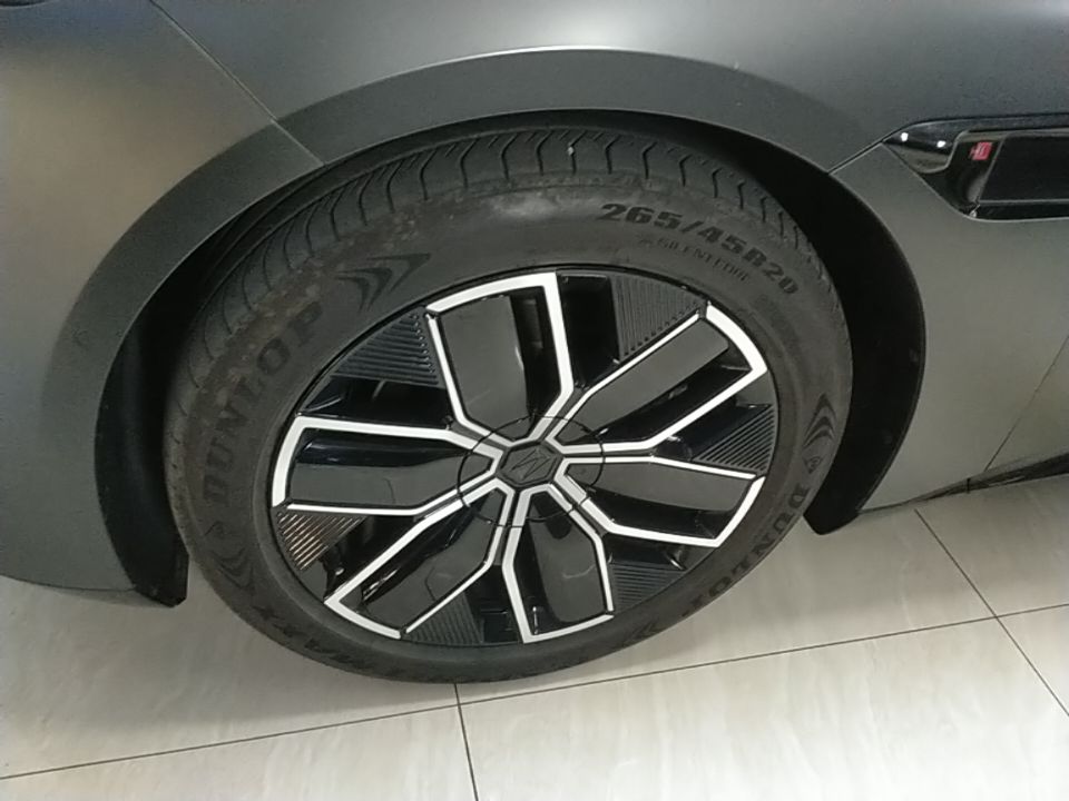 Avatr 12 2023 650 Three-Laser Four-Wheel Drive Performance Edition — снимка 10