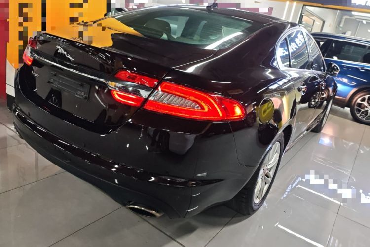 Used Jaguar XF 2013 XF 2.0T Luxury Edition Rear Right 45 Deg