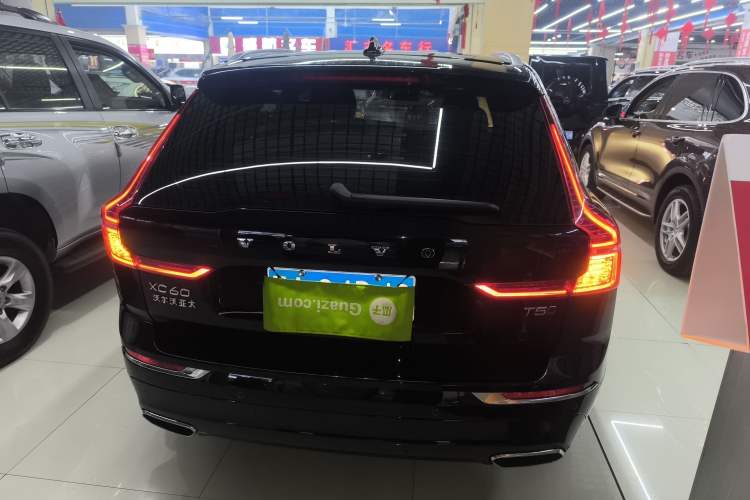 Used Volvo XC60 2021 T5 4x4 Smart Luxury Edition