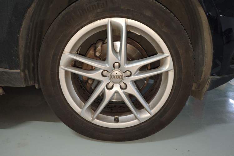 Used Audi Q5 2016 40 TFSI Comfort Model
