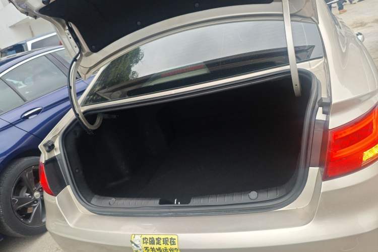 Used Geely Auto Emgrand GL 2020 1.5T DCT Luxury Model Trunk