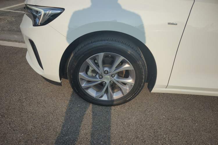 Used Buick Verano 2023 Pro Le Yi Edition Left Front Wheel Hub