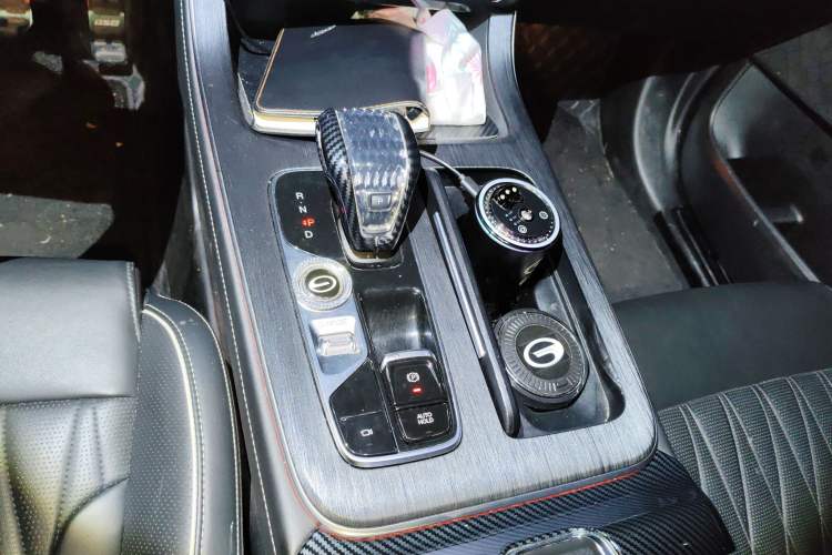 Used GAC Trumpchi GS8 2022 Linghang Series 2.0 TGDI Two-Wheel-Drive Luxury Smart Connectivity Version (7 Seats)