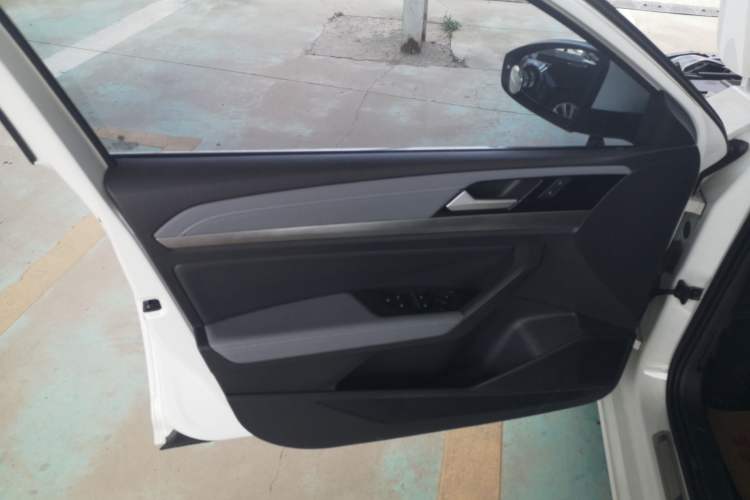 Used Volkswagen Lavida 2023 1.5L Automatic 5 Million Edition