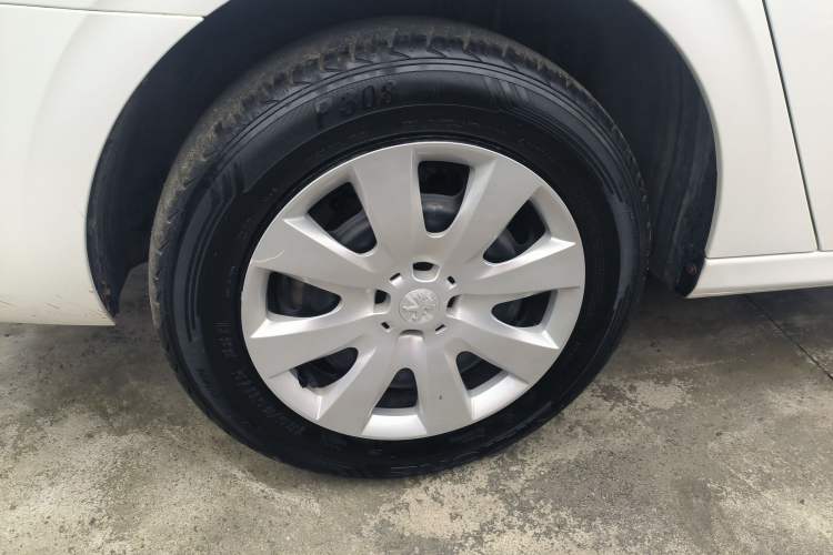 Used Peugeot 301 2018 1.6L Manual Comfort Edition