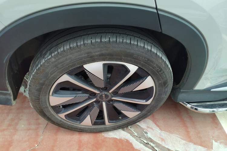 Used BYD Song PLUS New Energy 2025 EV Intelligent Driving Version 520km Premium Model Exterior 5