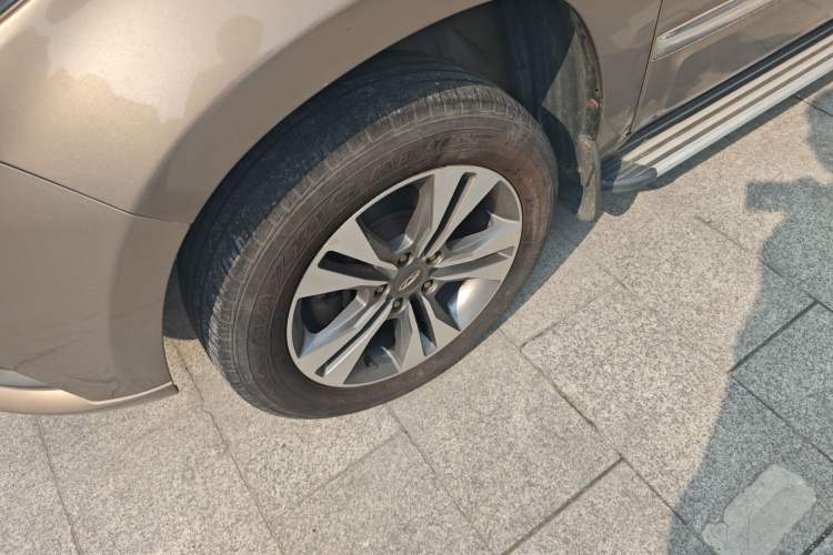 Used Chery Tiggo 3 2015 1.6L CVT ZhiShang Commemorative Edition
