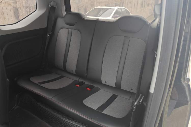 Used Wuling Hongguang MINIEV 2022 GAMEBOY 300km Enthusiast Model with Lithium Iron Phosphate