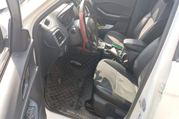 Used Ford Escort 2019 Revised Version 1.5L Automatic Enjoyment Type China VI Standard
