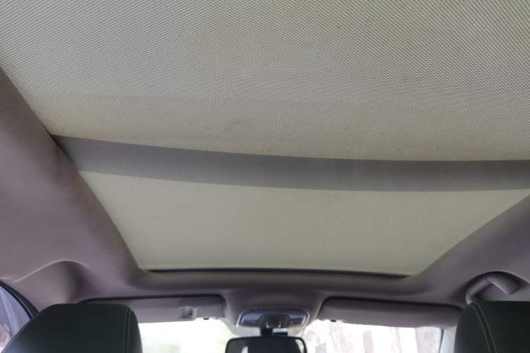 Used BYD Song New Energy 2017 Song DM 1.5TID All-Wheel Drive Prestige Model Headliner