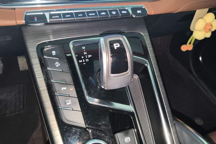 Used Geely Auto Emgrand X7 Sport 2020 1.8TD DCT Zhi Ling PRO