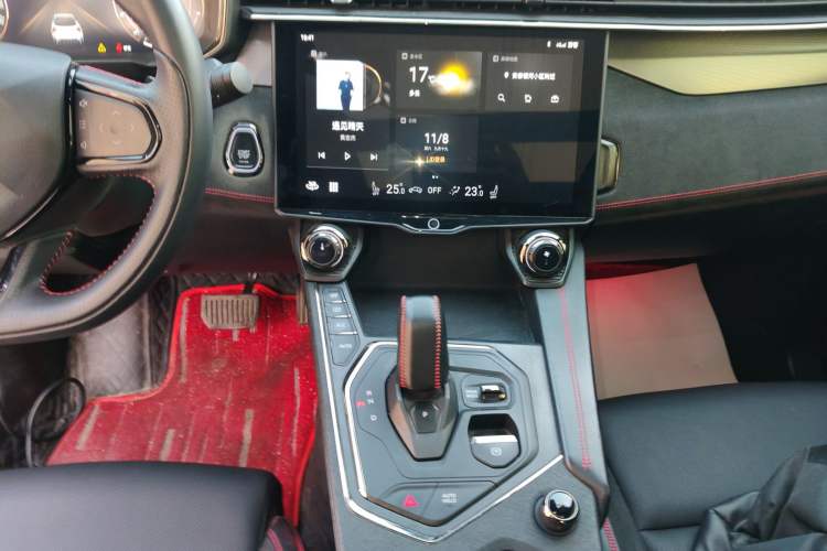 Used Lynk & Co 05 2020 2.0TD Four-Wheel Drive HypeHalo