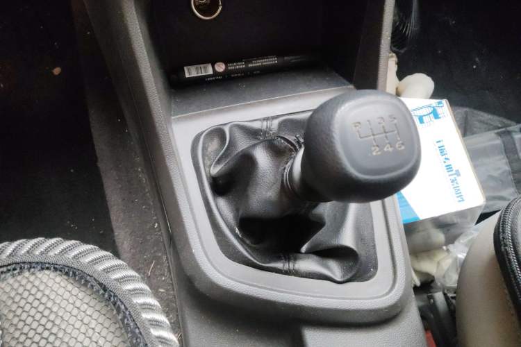 Used Wuling Hongguang V 2019 1.5L Jingqu Version China VI LAR