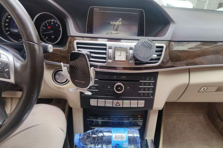 Used Mercedes-Benz E-Class 2015 Facelift E 200 L
